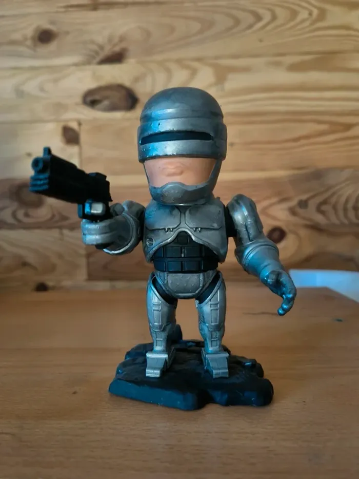 Pop robocop