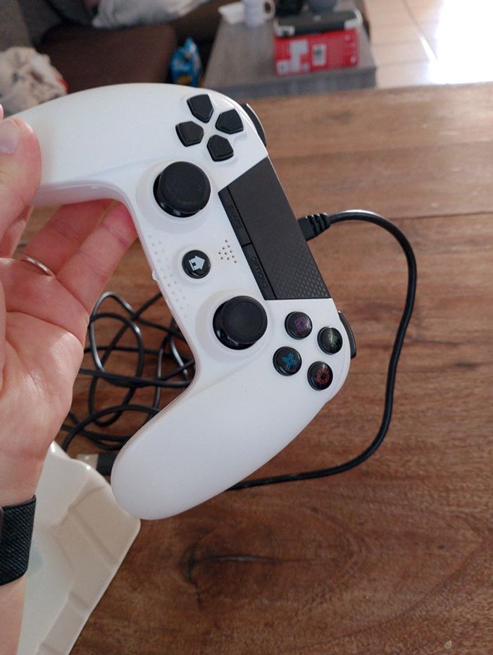 Manette Ps4 blanche UnderControl - photo numéro 5