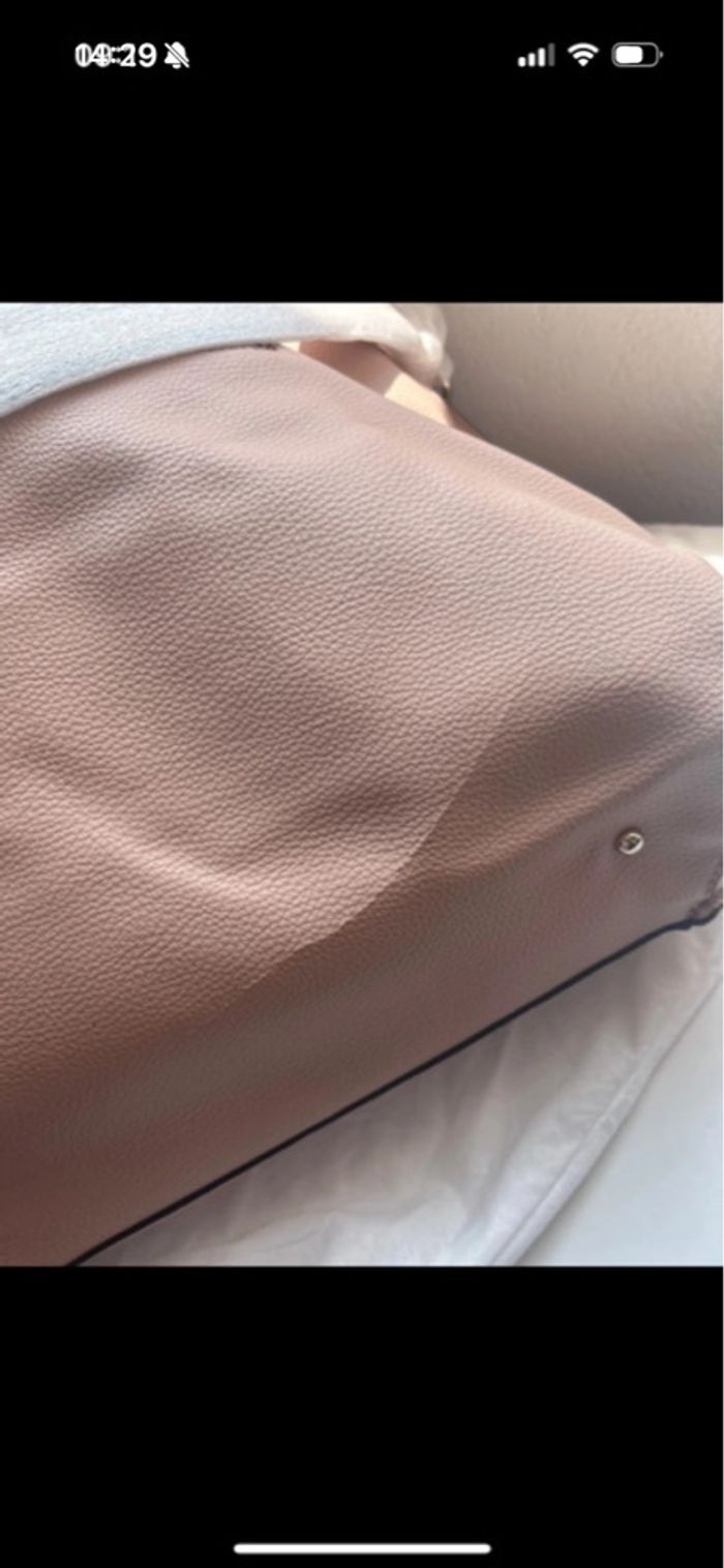 Sac guess - photo numéro 9