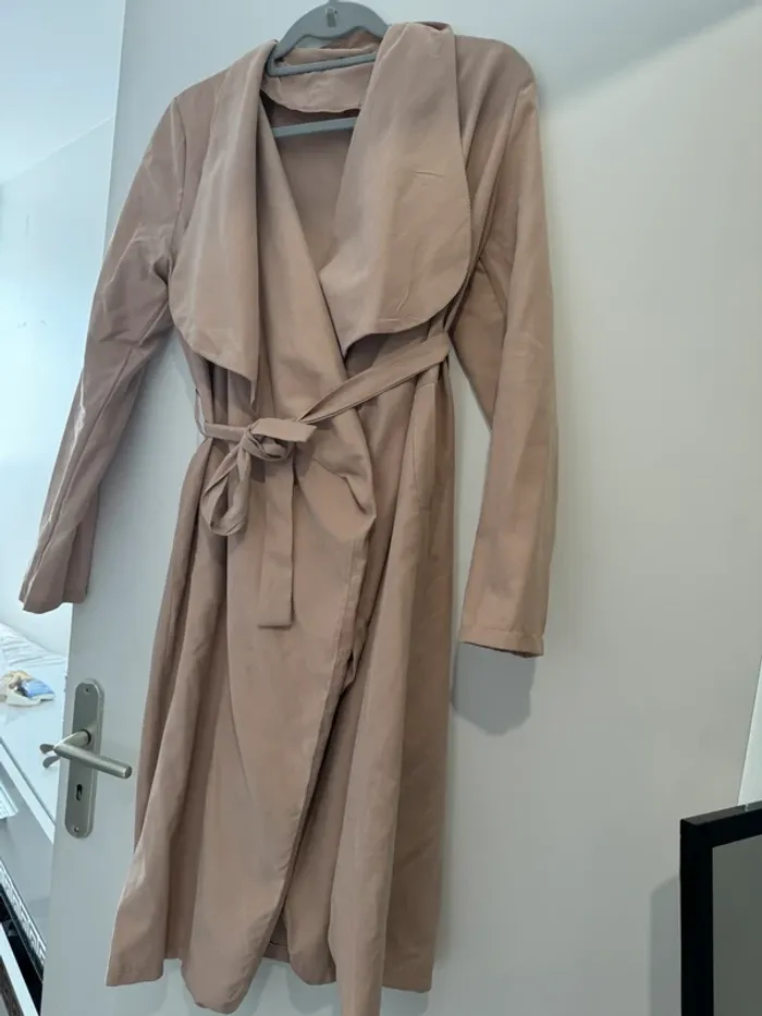 Trench beige neuf - photo numéro 2