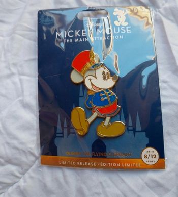 Pins Disney mickey the main attraction