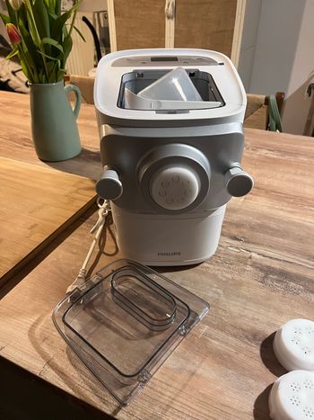 Machine à pâtes Phillips 7000