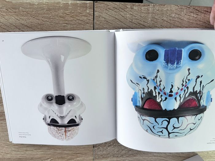Star Wars Legion – Coffret Deluxe Collector – Casque Stormtrooper + Artbook - photo numéro 3