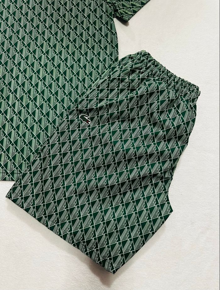 Lacoste - photo numéro 2
