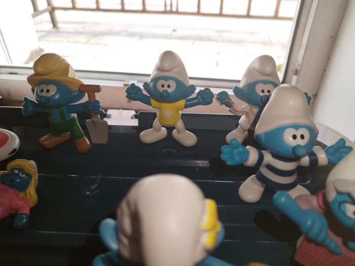 Lot de 10 petites figurines de schtroumpfs - photo numéro 10