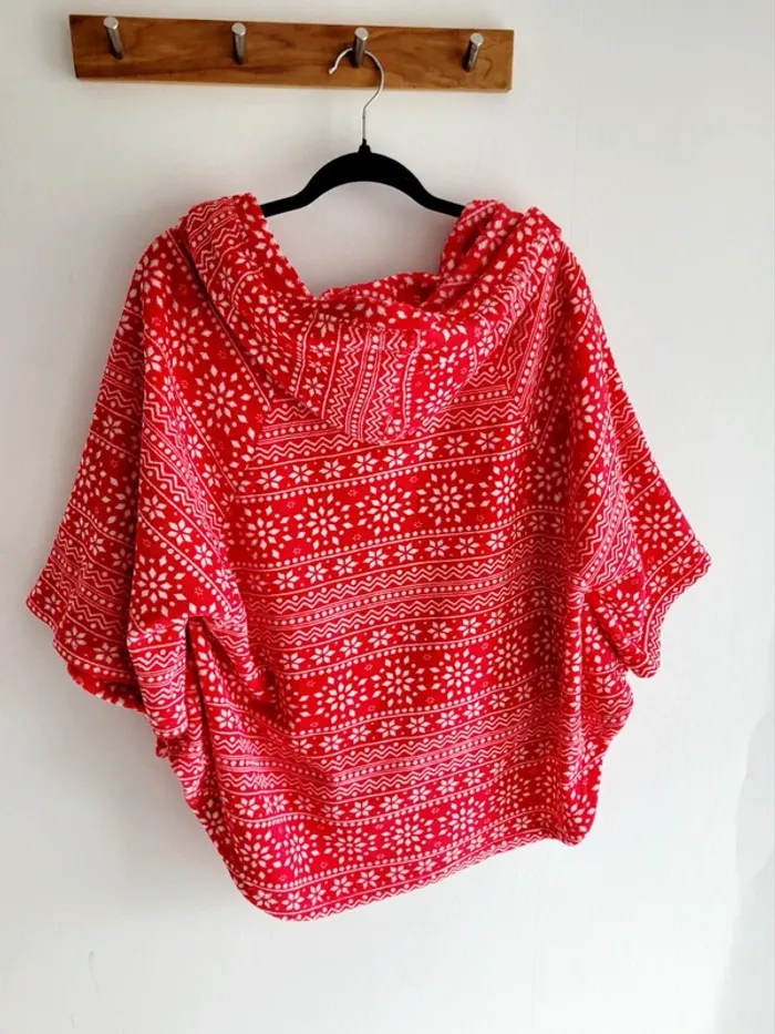 Poncho cosy - photo numéro 2