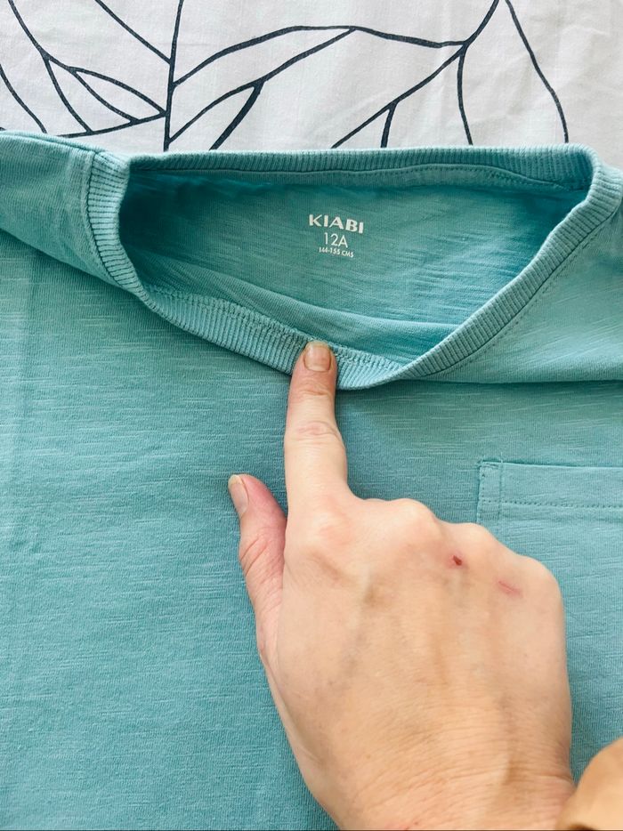 Tee shirt neuf - photo numéro 2