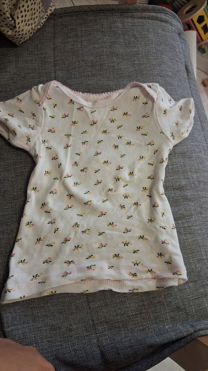 Lot tee-shirts 12 mois - photo numéro 3