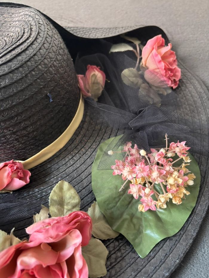 Chapeau de paille et fleurs - photo numéro 4