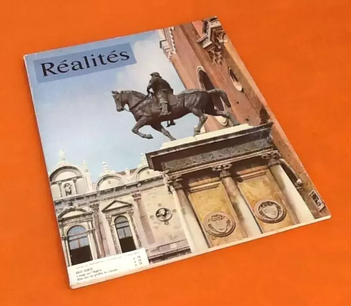 Réalités N°109 Février 1955 Voici Venise L' orage de l' Algérie Allez voir les grottes de Lascaux - photo numéro 9