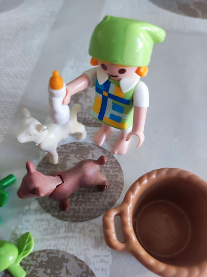 Playmobil fillette et chevreaux - photo numéro 3