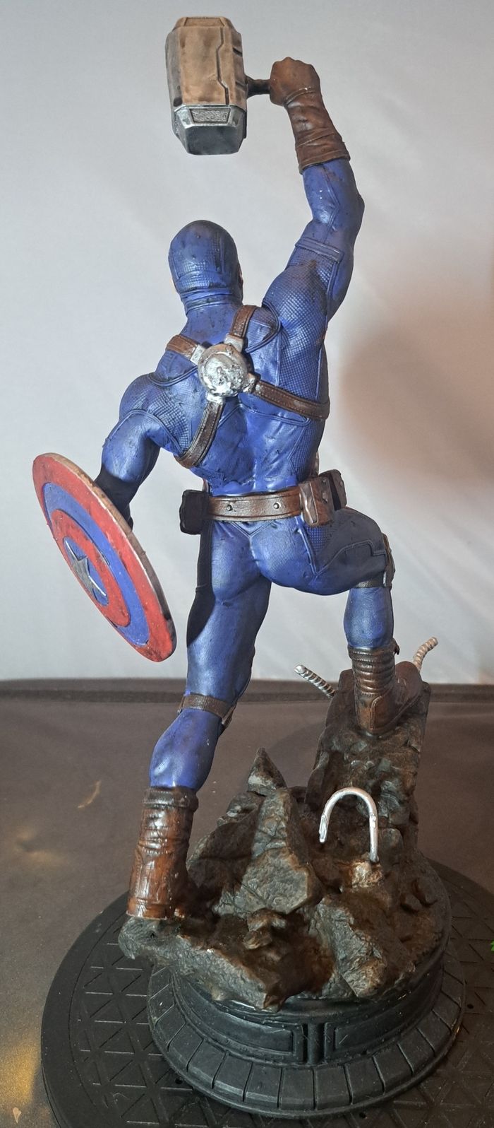 Figurine capitaine america - photo numéro 3