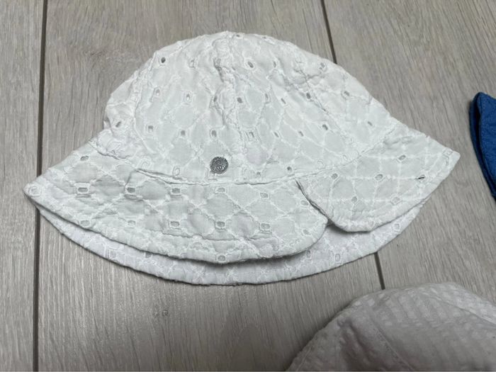 Lot chapeaux - photo numéro 2