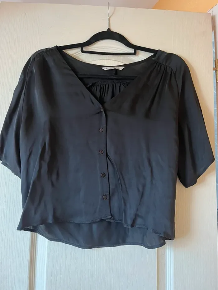 chemise manches courtes satinée noir