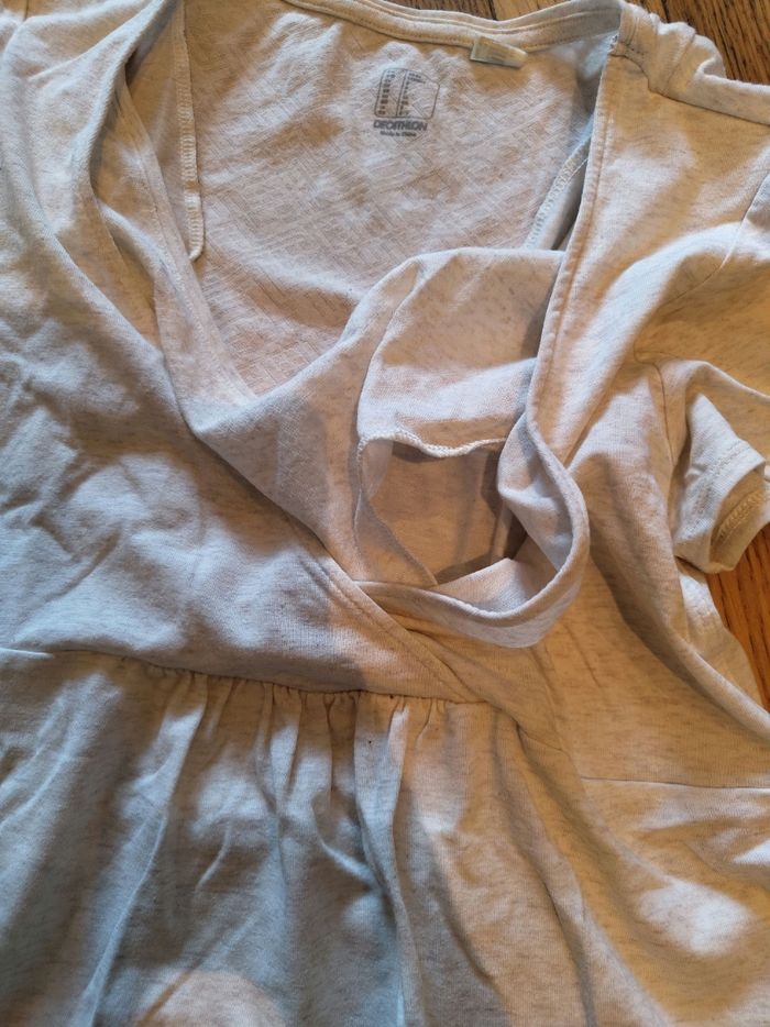 Lot de 2 t-shirt de maternité Decathlon 36 - photo numéro 4