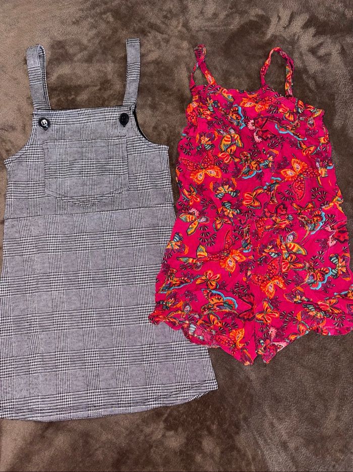 Lot de 24 vêtements fille taille 4 ans en très bon état - photo numéro 3