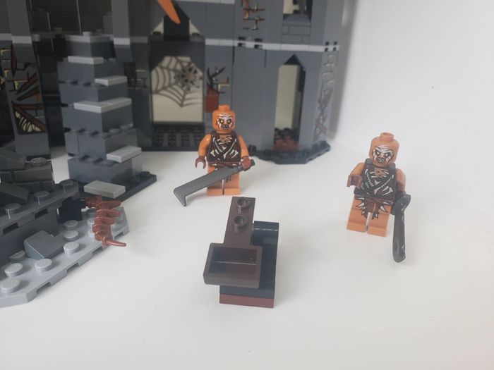 Vends lego seigneur des anneaux Dol Guldur .79014 - photo numéro 8