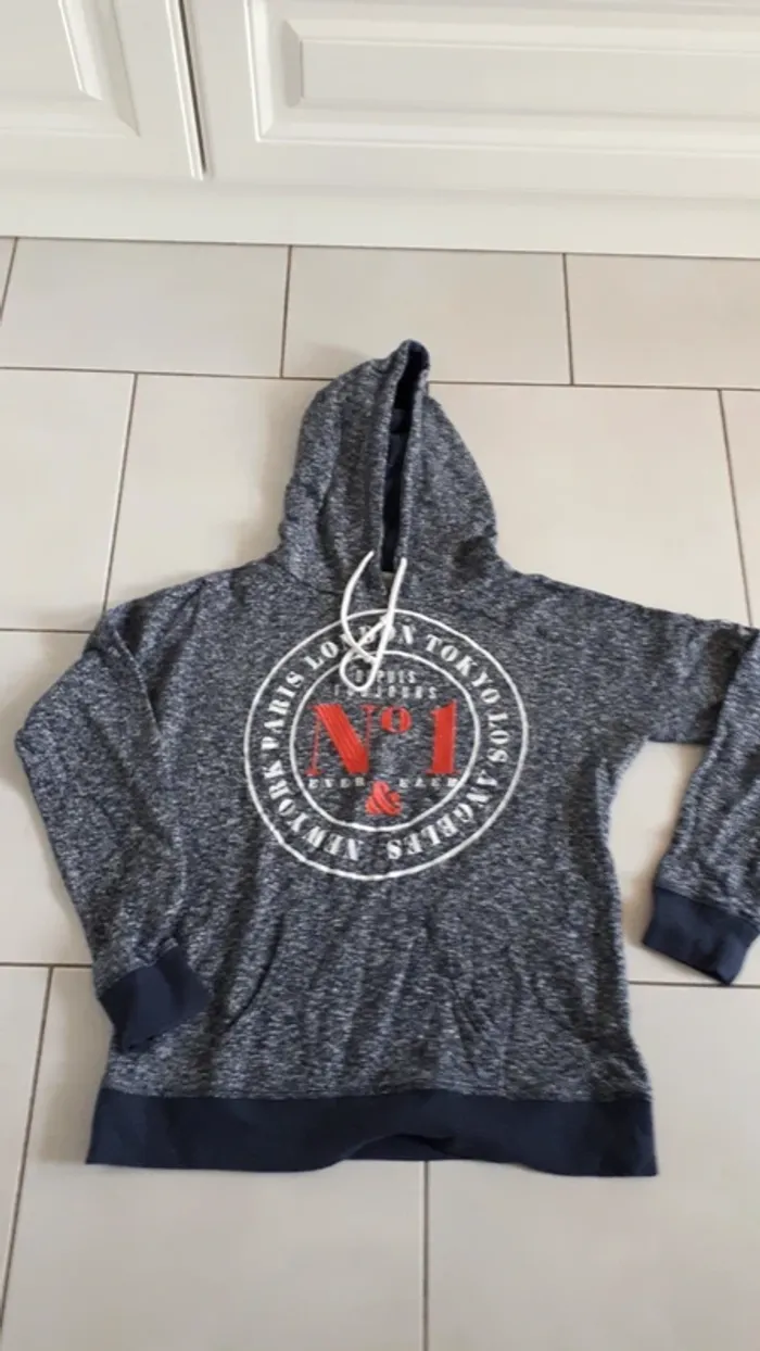 Sweat"cache cache" taille 1