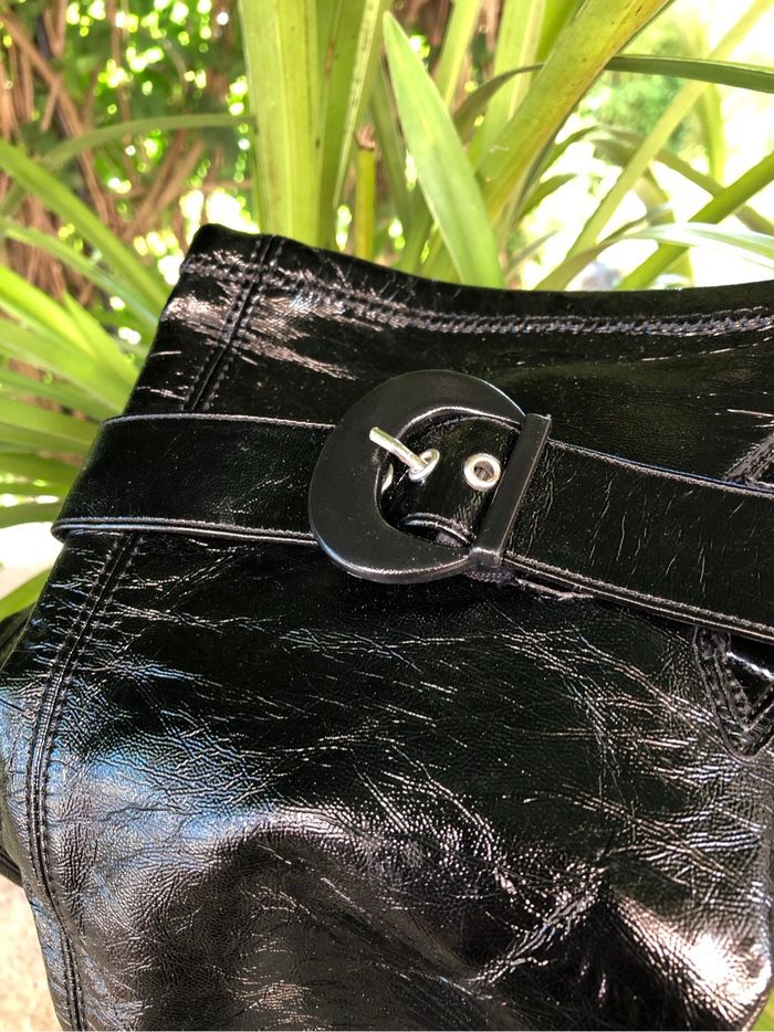 Jolie botte vernis noir - photo numéro 5