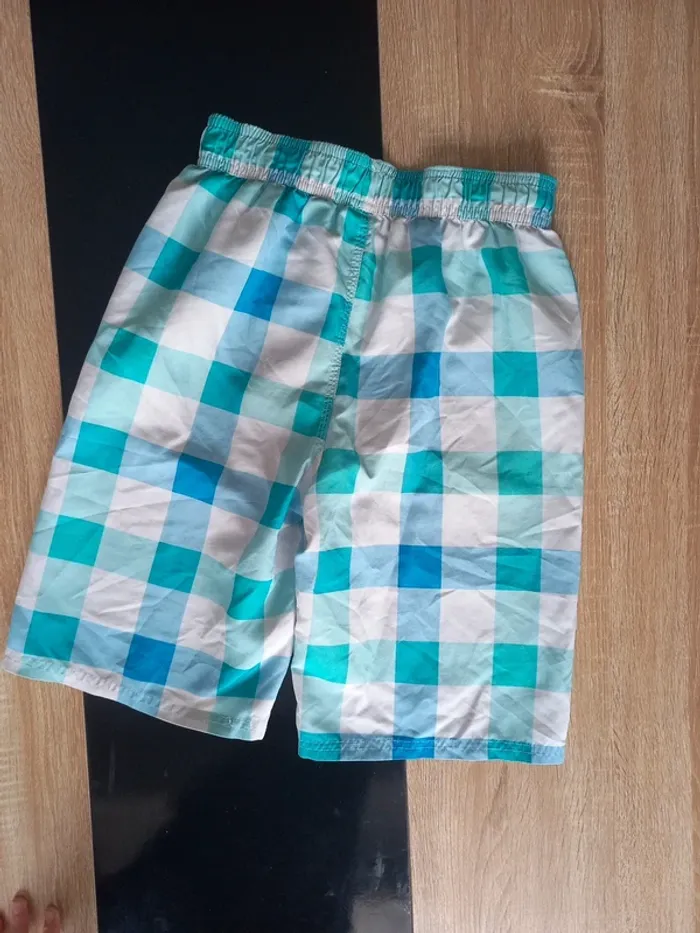Short à carreaux 14 ans - photo numéro 5