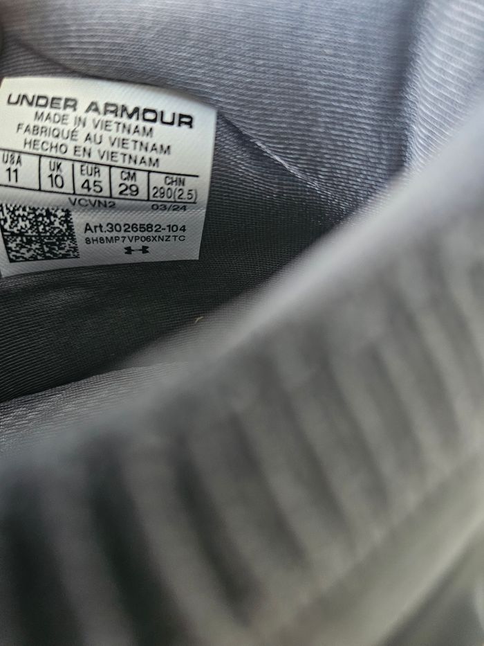 Baskets pointure 45 under armour - photo numéro 9
