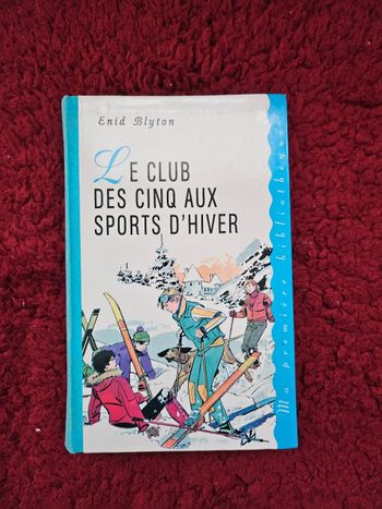 Livre le club des cinq aux sports d'hiver
