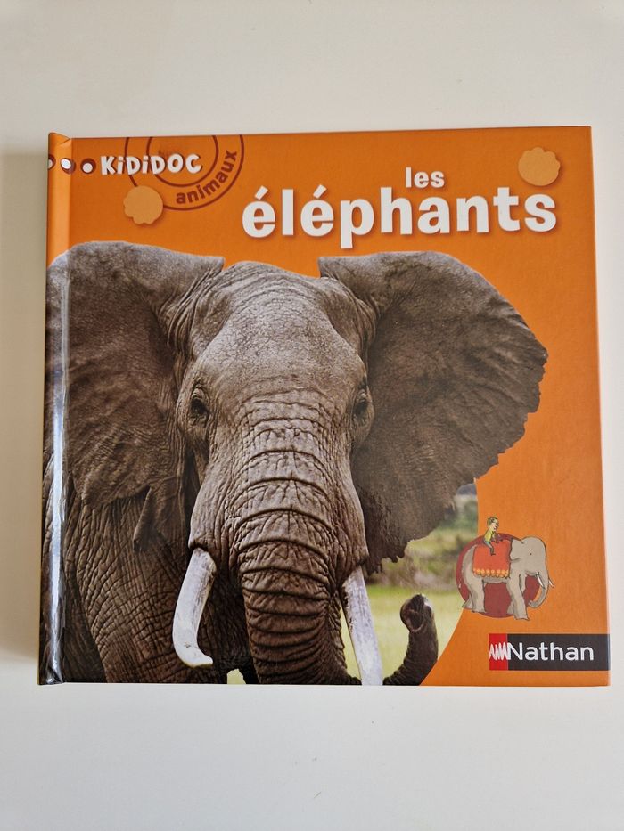 Livre Kiddidoc les éléphants