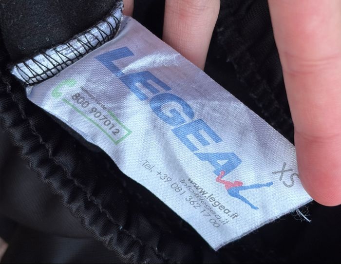 🖤 Pantalon de sport noir à bandes blanches – Legea – Taille 34 (XS) - photo numéro 5