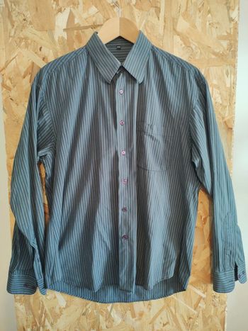 Chemise grise rayé