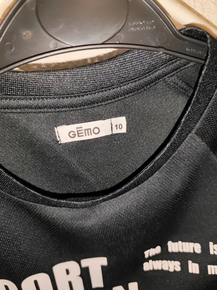 Tee shirt de sport - photo numéro 2