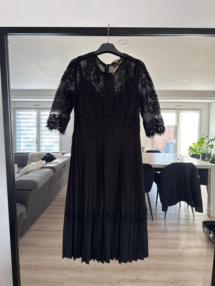 Robe Zara noire