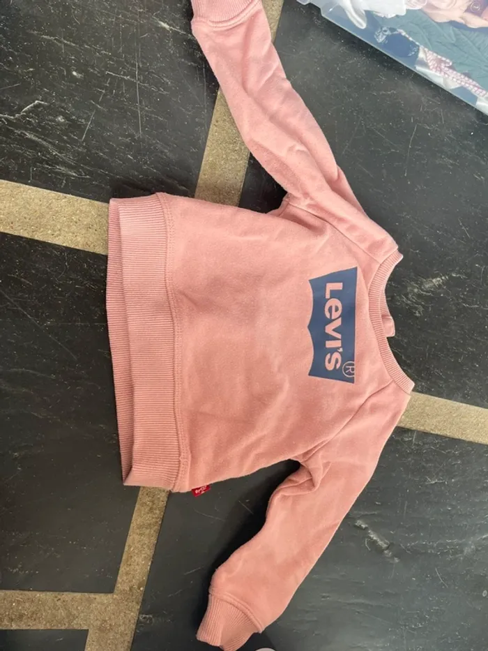 Pull léger Levi’s 18 mois
