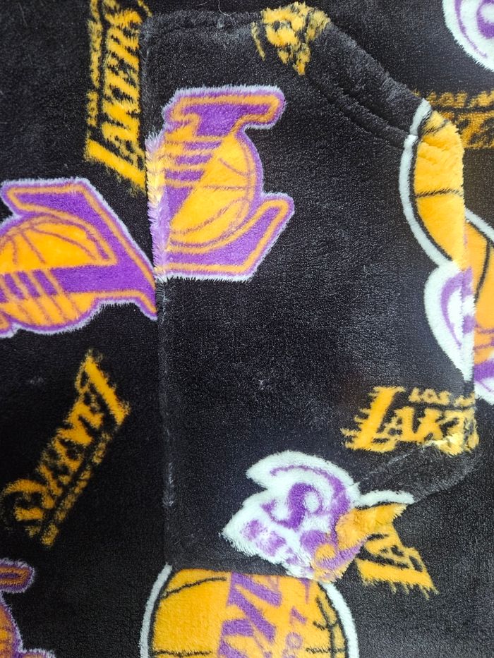 Sweat à capuche/ poncho NBA – Los Angeles Lakers (enfant) - photo numéro 4