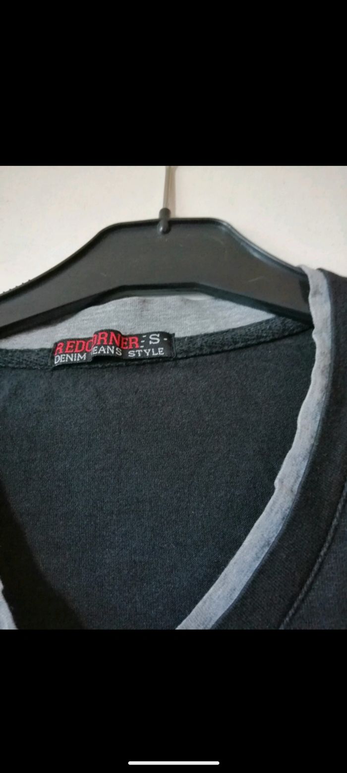 Beau tee shirt vintage Redcorner noir. Taille S - photo numéro 7