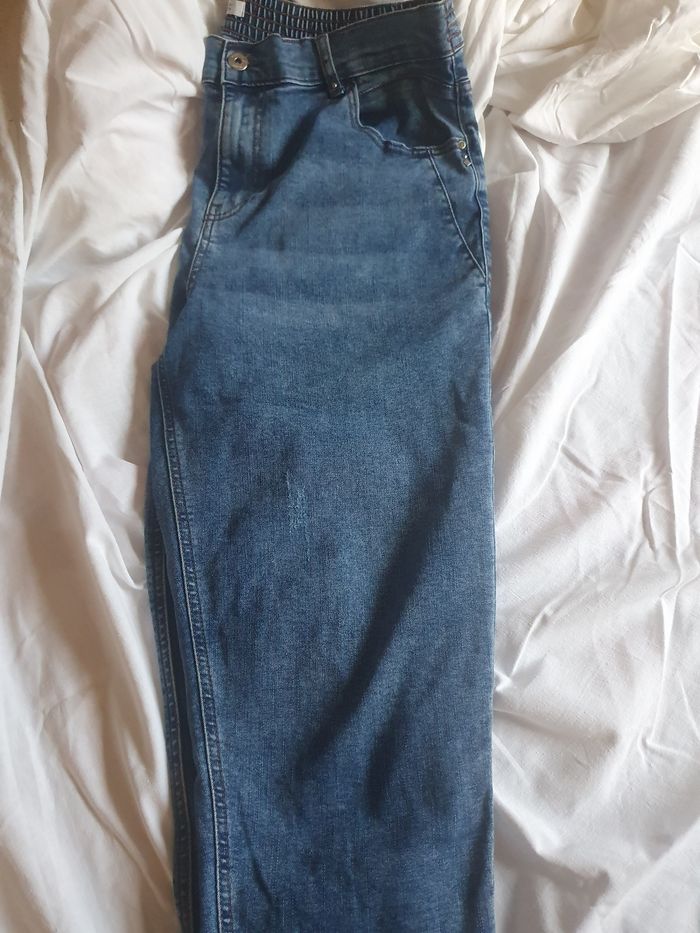 Jean ample - photo numéro 2