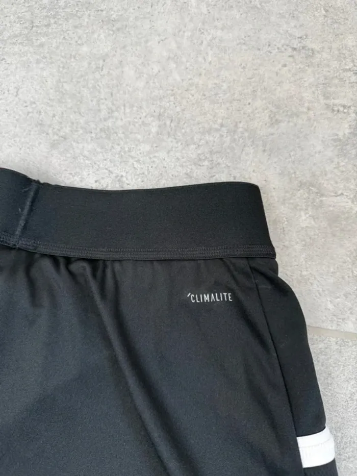 Jupe short de sport Adidas Climate noire taille S comme neuve - photo numéro 6