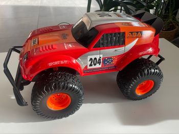 Voiture jouet