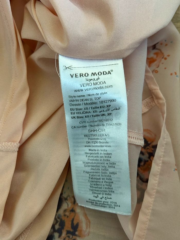 Blouse rose et fleurie sans manches Vero Moda taille XS jamais portée - photo numéro 16