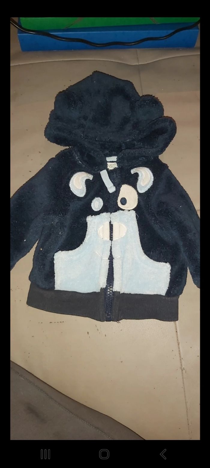 Gilet 3  mois in extenso - photo numéro 5