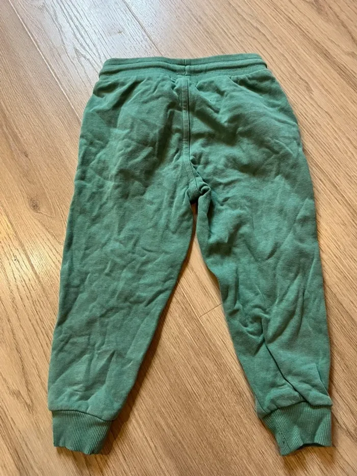 Pantalon vert - photo numéro 2