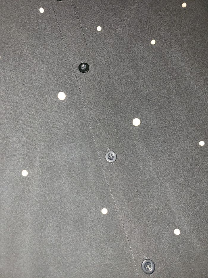 Chemise longue avec perle blanche - photo numéro 3