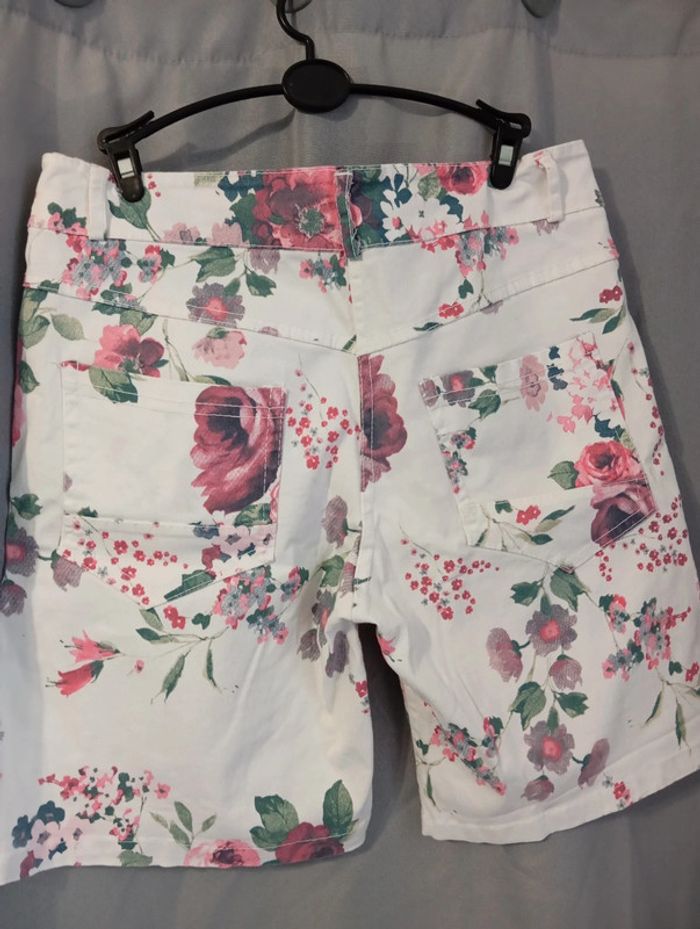Short fleuri - photo numéro 2