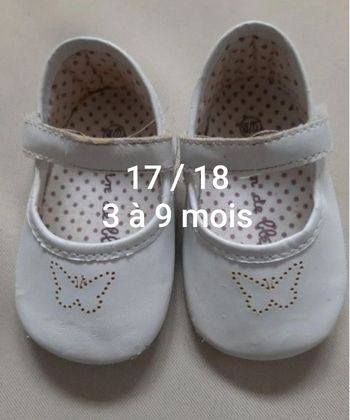 Chaussons / chaussures souples / ballerines - papillons - grain de blé - pointure 17/18