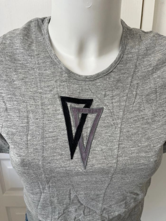 T-shirt gris - photo numéro 5