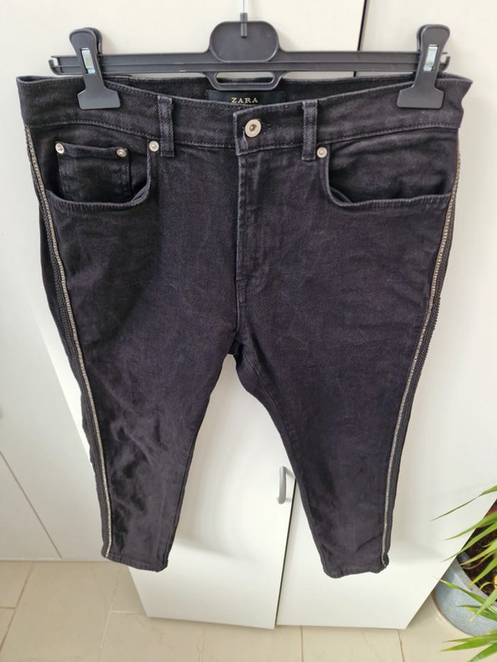Jeans Noir Avec Bandes Rivière De Diamants Strass Et Broderie Noire - photo numéro 5