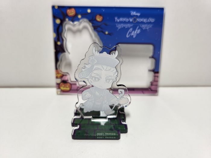 twisted wonderland Sebek Zigvolt halloween Acrylic Figurine 2D Stand - photo numéro 2