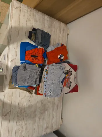 Gros lots de 24 mois garçons