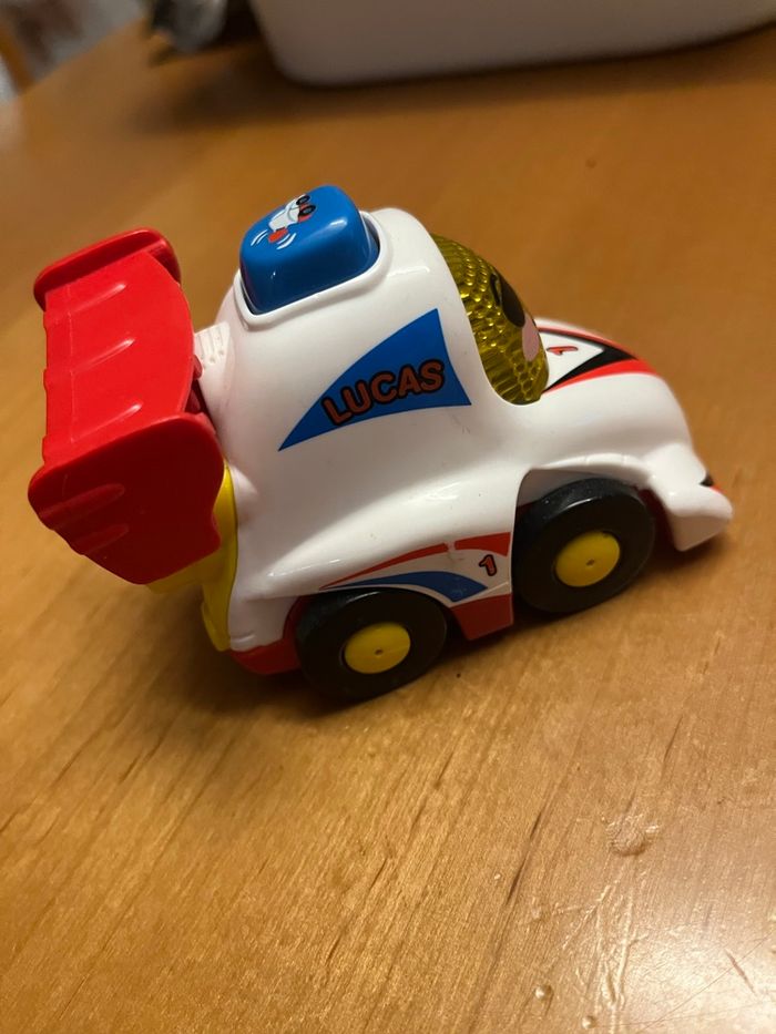 Tut tut bolide - photo numéro 2