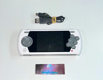 Sega Mega Drive Ultimate Portable Game Player Loose Version PAL Blanche