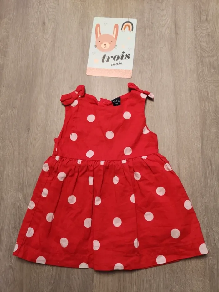 Robe rouge à pois blanc kiabi 3 mois